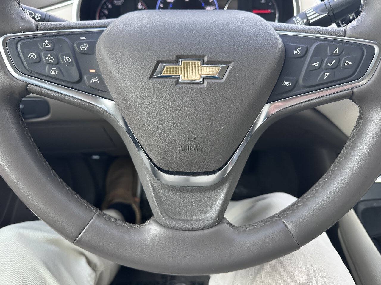Used 2024 Chevrolet Malibu LT FWD image 15