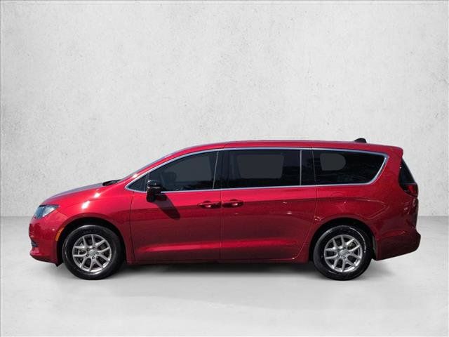 Used 2026 Chrysler Voyager LX FWD image 9