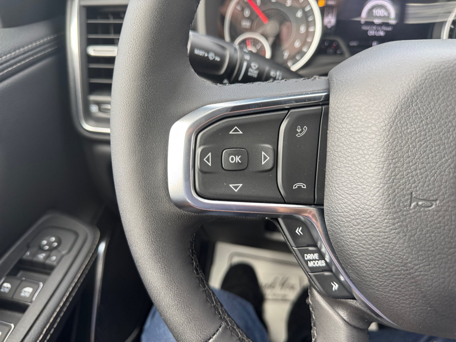 New 2026 RAM 1500 Laramie w/ Night Edition AWD/4WD image 27