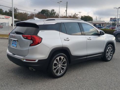 Used 2020 GMC Terrain SLT w/ Preferred Package image 13