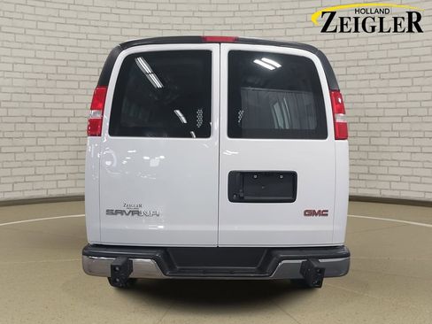 Used 2024 GMC Savana 2500 w/ Driver Convenience Package image 6