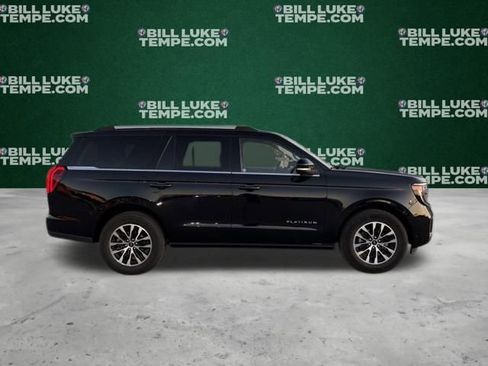 Used 2025 Ford Expedition Platinum image 3