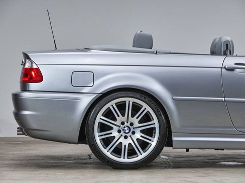 Used 2005 BMW M3 Convertible RWD image 33