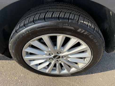 Used 2019 Lincoln MKC Premiere image 10