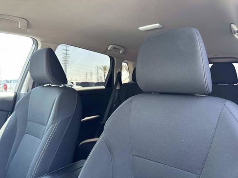 Used 2024 Nissan Rogue S AWD/4WD image 24