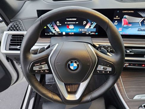 Certified 2024 BMW X5 xDrive40i w/ Parking Assistance Package image 18