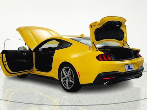 Used 2024 Ford Mustang Premium RWD image 30