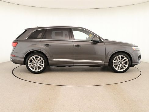 New 2025 Audi Q7 3.0T Premium Plus image 8