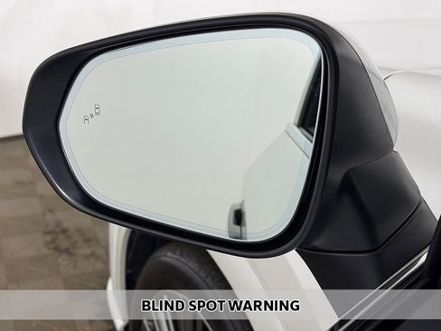 Used 2025 Lexus RX 450h AWD w/ Luxury Package image 9