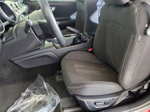 Used 2018 Ford Mustang Coupe w/ Equipment Group 101A image 15