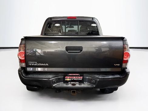 Used 2013 Toyota Tacoma 4x4 Double Cab w/ TRD Sport Pkg image 7