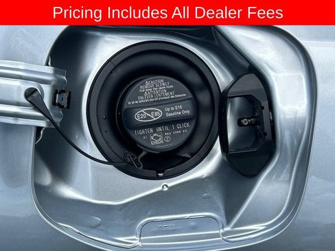 Used 2026 Toyota Prius Plug-In Hybrid FWD image 27