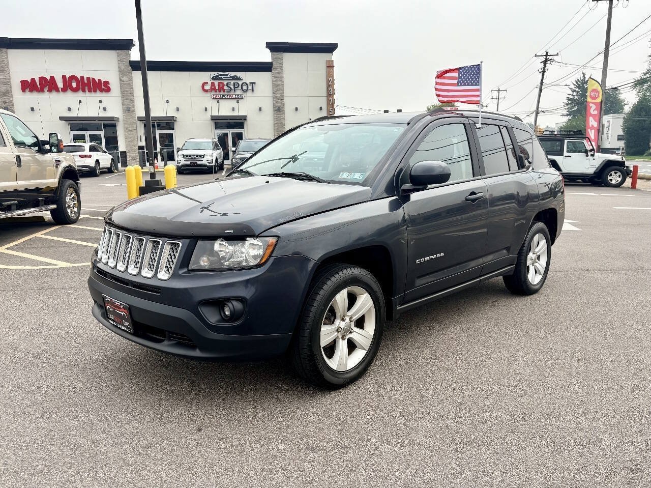 Used 2014 Jeep Compass Latitude AWD/4WD image 2