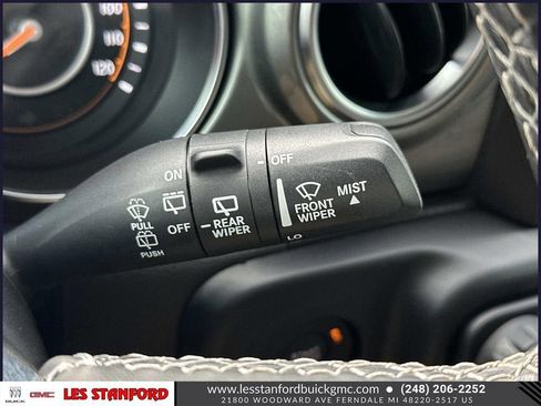 Used 2022 Jeep Wrangler Unlimited Sahara w/ LED Lighting Group AWD/4WD image 22