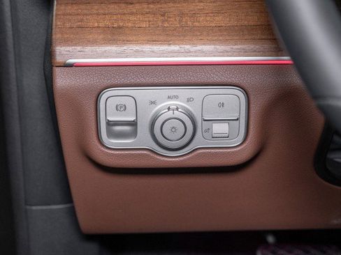 New 2026 Mercedes-Benz GLS 450 4MATIC image 22