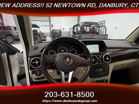 Used 2014 Mercedes-Benz GLK 350 4MATIC image 16