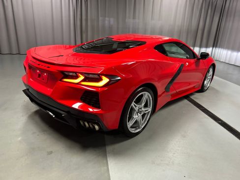 Used 2025 Chevrolet Corvette Stingray Coupe w/ 1LT image 7