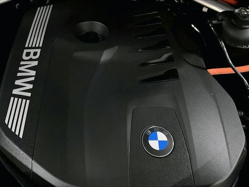New 2026 BMW X5 xDrive50e w/ M Sport Package AWD/4WD image 15