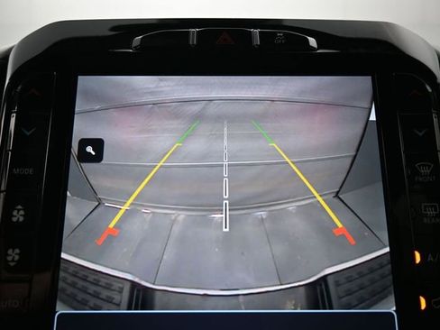 Used 2024 RAM 2500 Laramie image 21