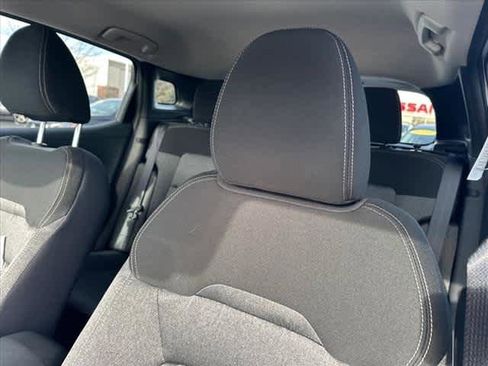 Used 2025 Nissan Kicks SV image 15