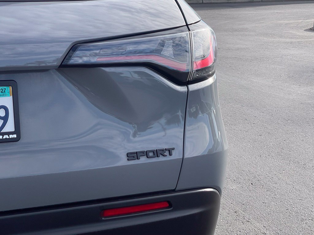 Used 2025 Honda HR-V Sport image 7