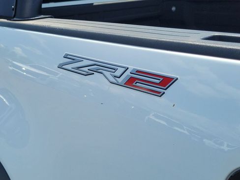 Used 2020 Chevrolet Colorado ZR2 w/ ZR2 Dusk Special Edition AWD/4WD image 31