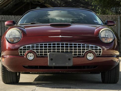 Used 2004 Ford Thunderbird RWD image 19