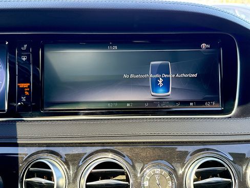 Used 2017 Mercedes-Benz S 550 Sedan image 30