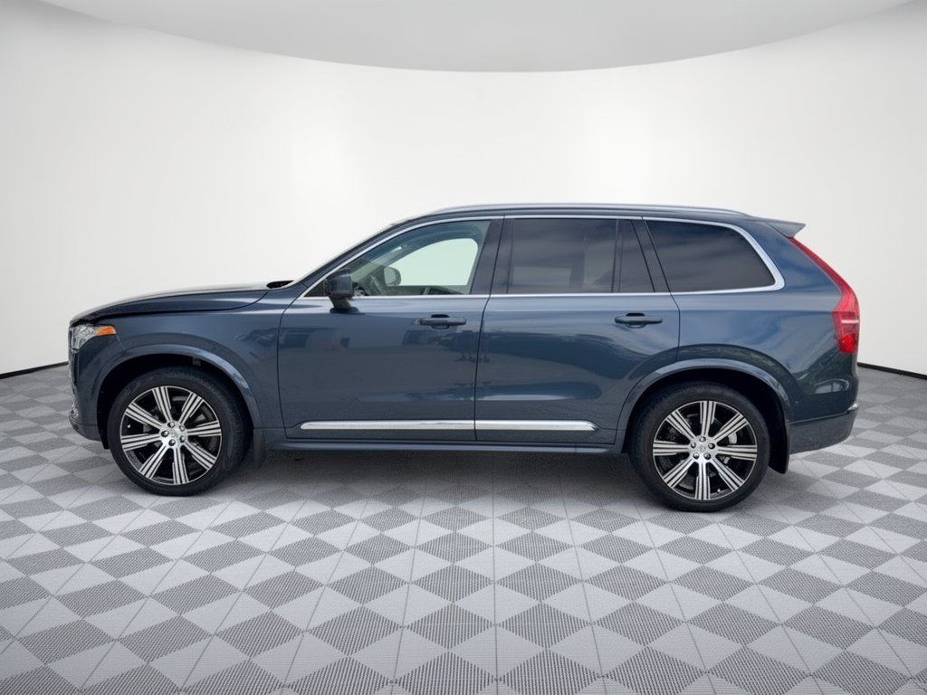 Used 2023 Volvo XC90 B6 Ultimate w/ Protection Package Premier AWD/4WD image 2