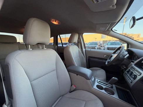 Used 2007 Ford Edge SE image 19