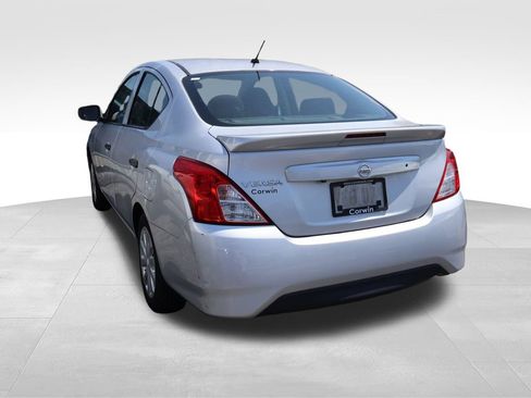 Used 2019 Nissan Versa S Plus FWD image 22