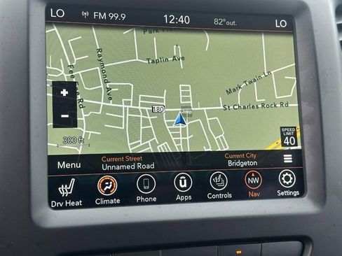 Used 2023 Jeep Cherokee Altitude Lux image 19