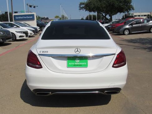 Used 2016 Mercedes-Benz C 300 Sedan image 9