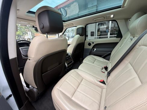 Used 2018 Land Rover Range Rover Sport SE AWD/4WD image 21