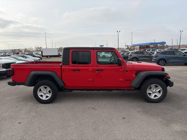 Used 2023 Jeep Gladiator Sport AWD/4WD image 7