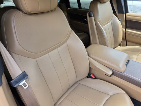 Certified 2023 Land Rover Range Rover SE image 26