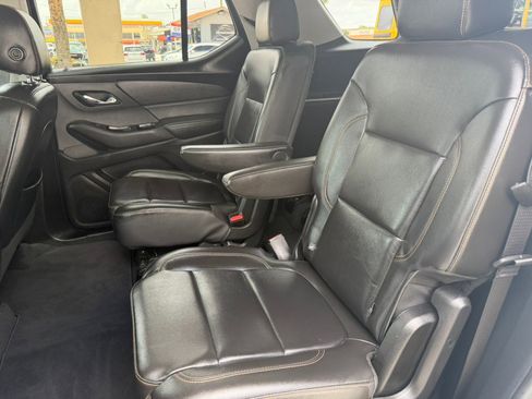 Used 2020 Chevrolet Traverse RS AWD/4WD image 40