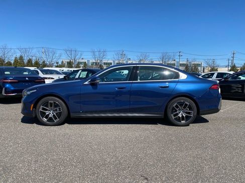 New 2026 BMW 530i xDrive AWD/4WD image 4