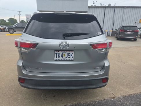 Used 2016 Toyota Highlander Limited Platinum FWD image 6