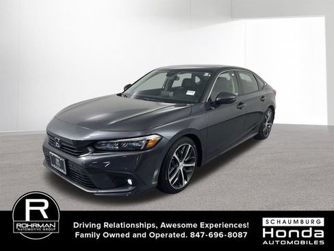 Used 2024 Honda Civic Touring image 2