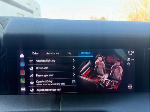 Used 2020 Porsche Taycan 4S image 20