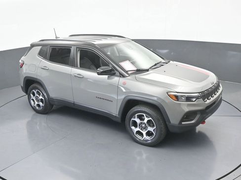Used 2022 Jeep Compass Trailhawk w/ Trailhawk Elite Group image 50