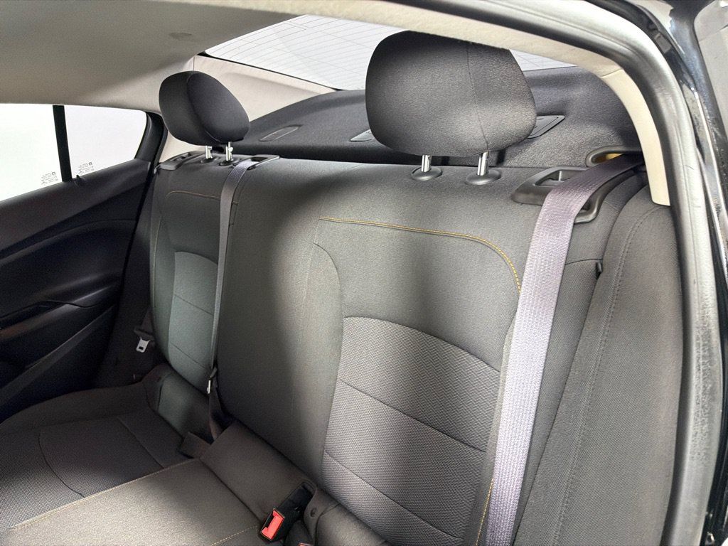 Used 2017 Chevrolet Cruze LS FWD image 14