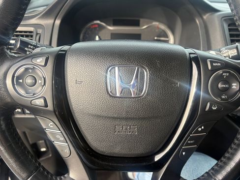 Used 2012 Honda Pilot Touring image 21