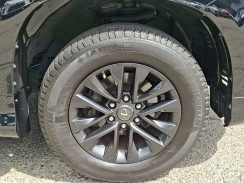 Certified 2023 Lexus GX 460 Premium w/ Premium Plus Package AWD/4WD image 9