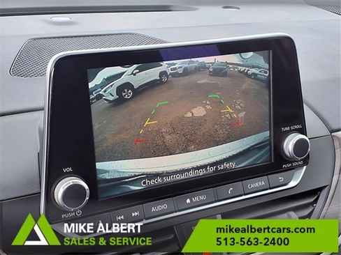 Used 2024 Nissan Altima 2.5 SV image 19