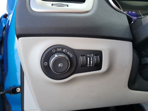 Used 2019 Jeep Compass Latitude image 29