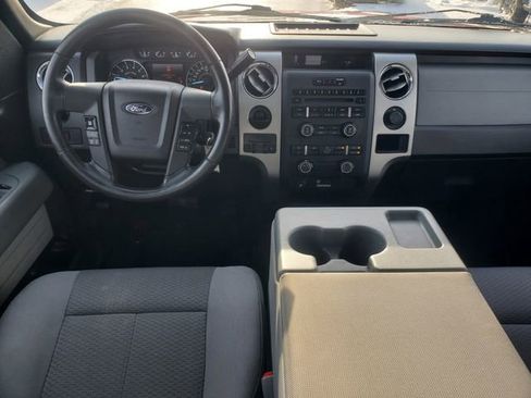 Used 2011 Ford F150 XLT w/ XLT Chrome Pkg image 21