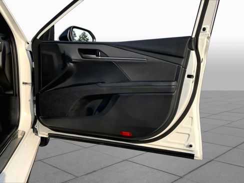 Certified 2025 Toyota Camry SE w/ Convenience Package FWD image 22