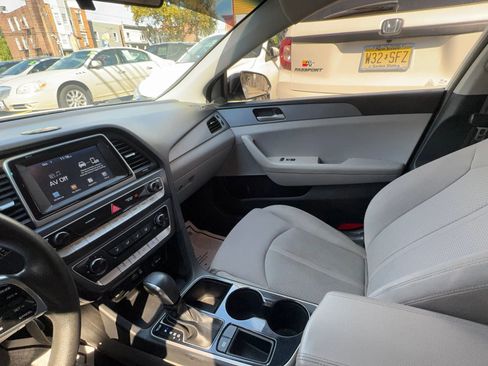Used 2018 Hyundai Sonata SE image 26